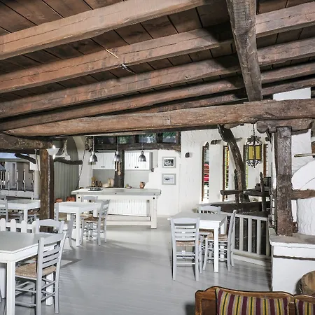 Acrotel Athena Pallas & 5* Elia Nikitis