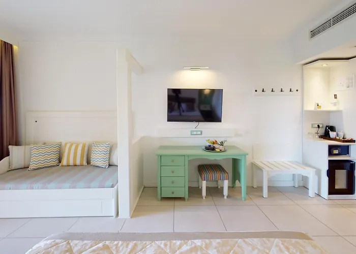 Acrotel Athena Pallas & Hotel