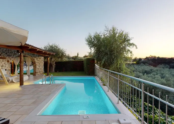 Acrotel Athena Pallas & 5*