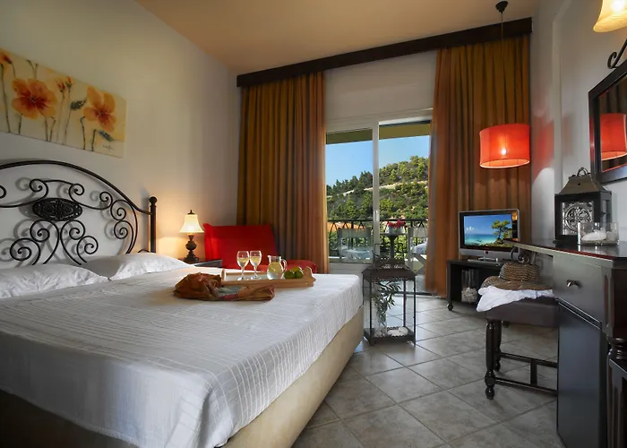 Acrotel Athena Pallas & Elia Nikitis