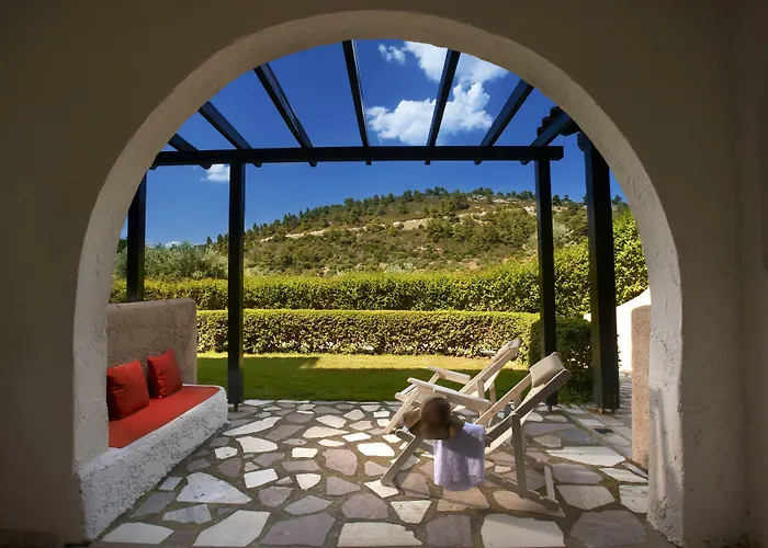 Acrotel Athena Pallas & Elia Nikitis