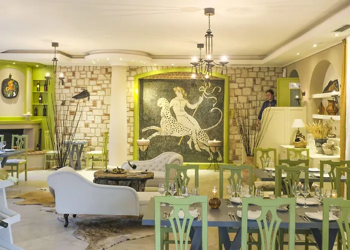 Acrotel Athena Pallas & 5* Elia Nikitis