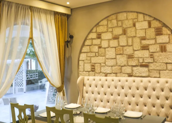 Acrotel Athena Pallas & 5*