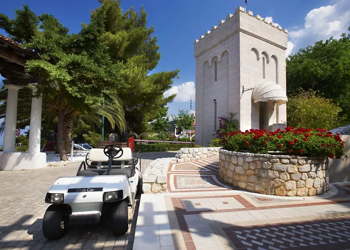 Hotel Acrotel Athena Pallas & Elia Nikitis