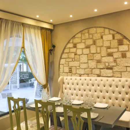 Acrotel Athena Pallas & 5*