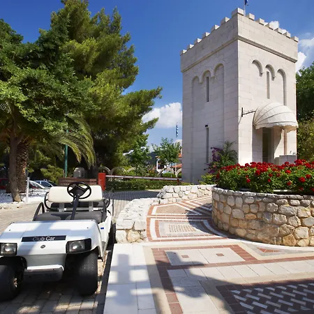 Hotel Acrotel Athena Pallas & Elia Nikitis